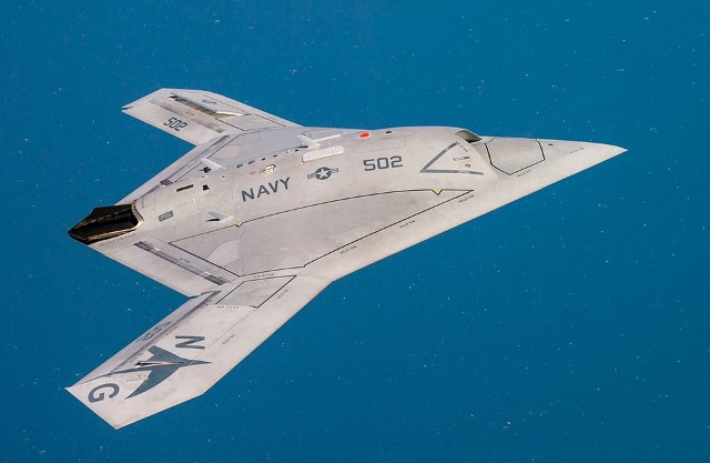 Siêu máy bay X-47B.Ảnh:Hải quân Mỹ