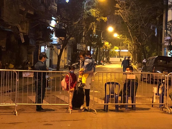 Đọc và chia sẻ tin giả về dịch Covid-19 là tiếp tay cho dịch bệnh