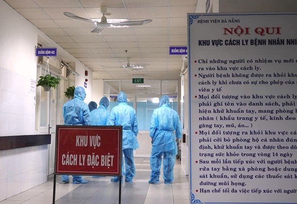 Lịch trình di chuyển của 2 du khách người Anh nhiễm Covid-19 tại Đà Nẵng