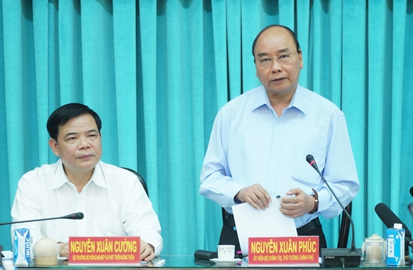 Thủ tướng Nguyễn Xuân Phúc: Các địa phương không đặt vấn đề rút chỉ tiêu