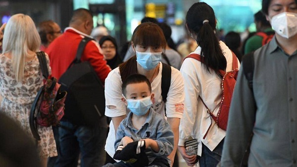 Bắt buộc phải khai báo y tế, đeo khẩu trang khi ngồi trên máy bay để phòng dịch Covid-19