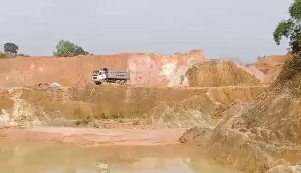 Thanh Thủy (Phú Thọ): Khai thác khoáng sản trái phép vẫn ngang nhiên hoạt động