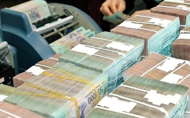 Ngân hàng Nhà nước yêu cầu khử trùng tiền cũ, đưa tiền mới vào lưu thông phòng Covid-19