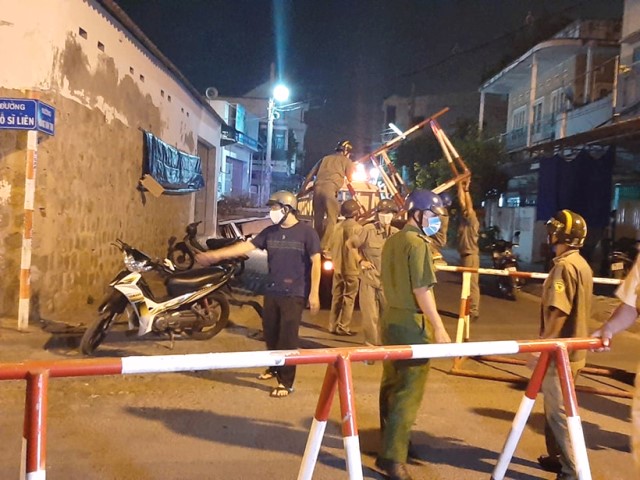 Phan Thiết (Bình Thuận): Chính thức phong tỏa, cách ly hai tuyến đường phòng dịch Covid-19