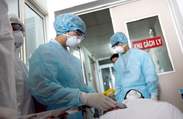 Diễn tập phòng chống dịch Covid-19 tại Bệnh viện Thống Nhất TP.HCM (Ảnh: DUYÊN PHAN)