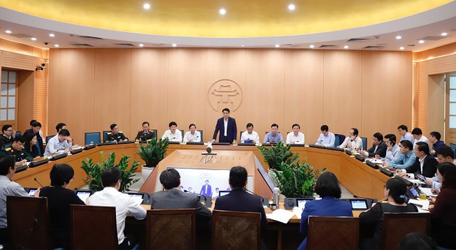 Nữ tiếp viên dương tính với Covid-19 đã tiếp xúc với bao nhiêu người?