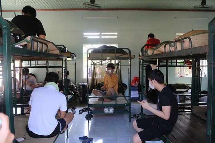 Khu cách ly tập trung tại Trung tâm huấn luyện dự bị động viên Đồng Nghệ (huyện Hòa Vang, Đà Nẵng)