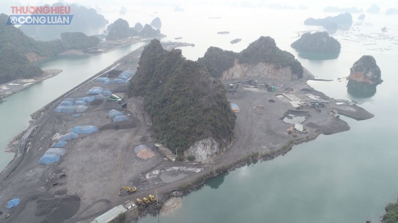 Theo QĐ 3466/QĐ-UBND ng&agrave;y 15/08/2019 cuả UBND tỉnh Quảng Ninh, hiện tại cảng h&agrave;ng ho&aacute; tổng hợp v&agrave; kho xăng dầu của C&ocirc;ng ty CP đầu tư ph&aacute;t triển TTP đang được cho C&ocirc;ng ty Cổ phần Than S&ocirc;ng Hồng - Tổng C&ocirc;ng ty Đ&ocirc;ng Bắc thu&ecirc; lại l&agrave;m cảng ti&ecirc;u thụ than; thời hạn kh&ocirc;ng qu&aacute; 31/12/2020. Thế nhưng ng&agrave;y 04/01/2021 theo ghi nhận của PV, lượng h&agrave;ng ho&aacute; than tồn tr&ecirc;n cảng TTP vẫn c&ograve;n nhiều v&agrave; d&agrave;y đặc cảng?