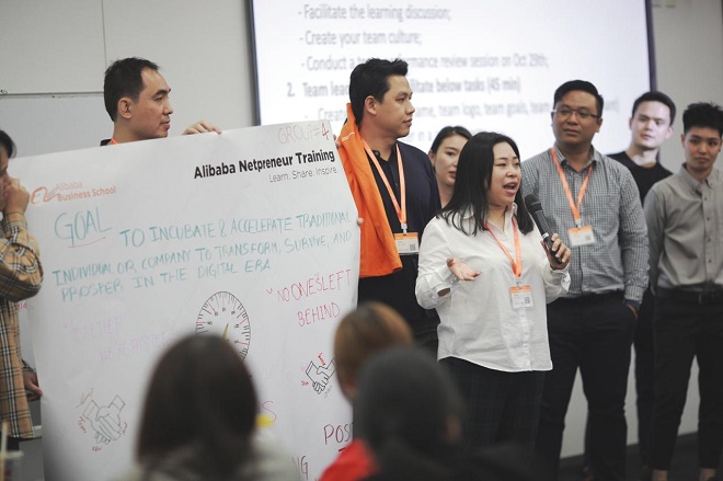 Lớp học Netpreneur trực tiếp tại Thái Lan