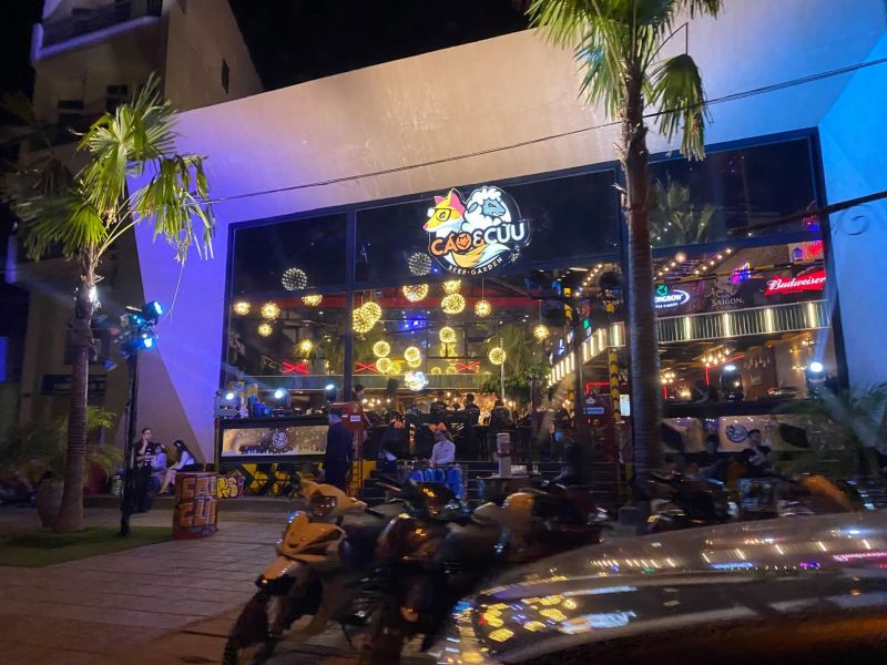 Nhà hàng Cáo và Cừu Beer Garden bị “tố” xâm phạm quyền sở hữu công nghiệp nhãn hiệu?