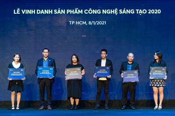 Vsmart được vinh danh là thương hiệu điện thoại Việt xuất sắc nhất tại Tech Awards 2020