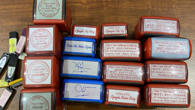 Nghệ An: 2 phụ nữ lập nhiều công ty "ma" để mua bán hóa đơn