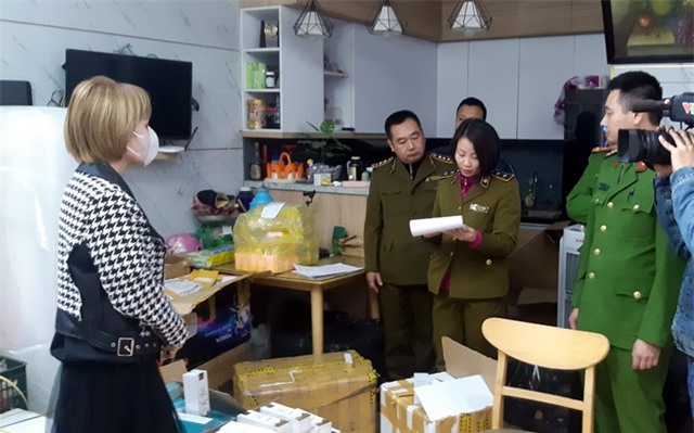 Hà Nội: Thu hàng nghìn sản phẩm mỹ phẩm, TPCN không đủ điều kiện lưu hành