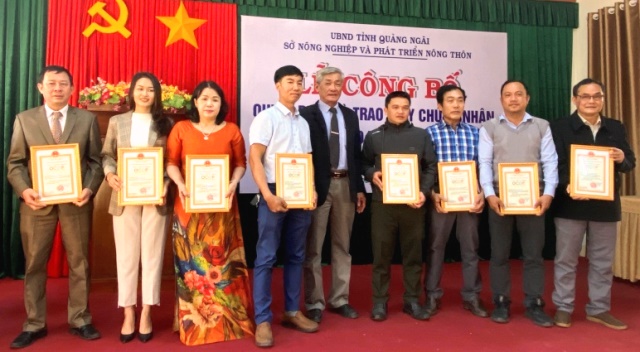 Quảng Ngãi: Trao Giấy chứng nhận OCOP cho 20 sản phẩm thương hiệu nông nghiệp