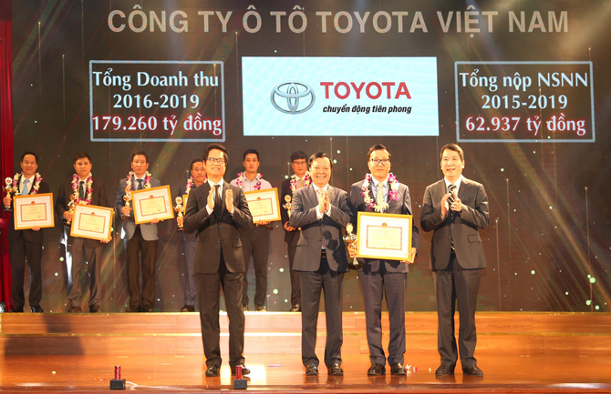 Công ty Toyota Việt Nam được tuyên dương tại Lễ tôn vinh người nộp thuế năm 2020