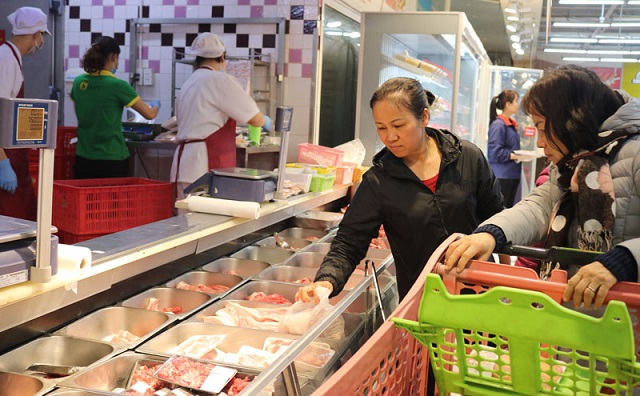 Giá thực phẩm hôm nay 18/1: Đồng loạt giảm mạnh