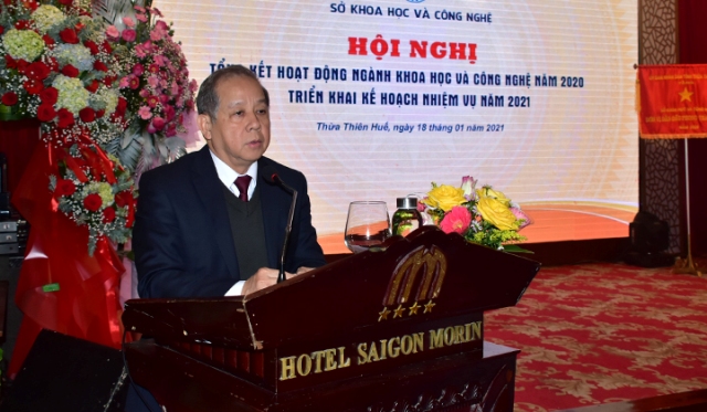 Ông Phan Ngọc Thọ- Chủ tịch UBND tỉnh Thừa Thiên Huế phát biểu với hội nghị