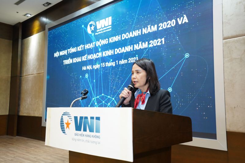 Bà Lê Thị Hà Thanh – Chủ tịch HĐQT VNI phát biểu và chỉ đạo tại Hội nghị tổng kết VNI