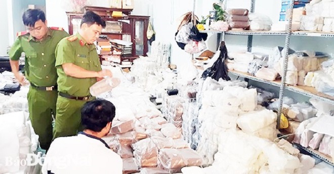 Đồng Nai: Phát hiện kho hàng chứa hàng nghìn sản phẩm hàng hóa giả mạo nhãn hiệu