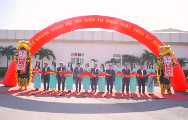 Đại biểu cắt băng khánh thành dự án ĐMTAM tại Nhà máy Sơn Hà Chu Lai