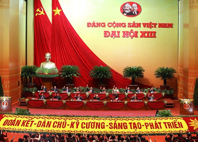 Nhìn lại ngày làm việc đầu tiên tại Đại hội đại biểu toàn quốc lần thứ XIII của Đảng