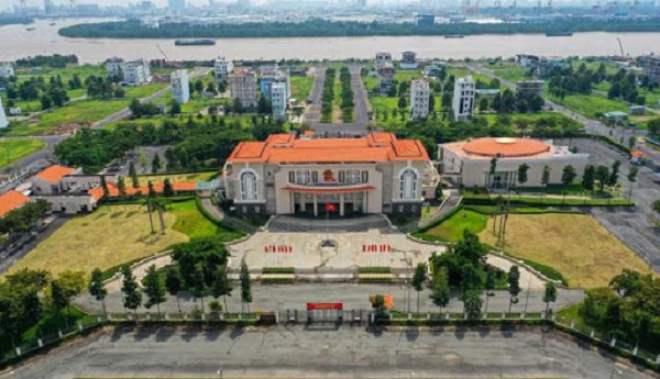 Trụ sở UBND TP.Thủ Đức (vốn là trụ sở UBND quận 2) tại số 168 Trương Văn Bang, phường Thạnh Mỹ Lợi
