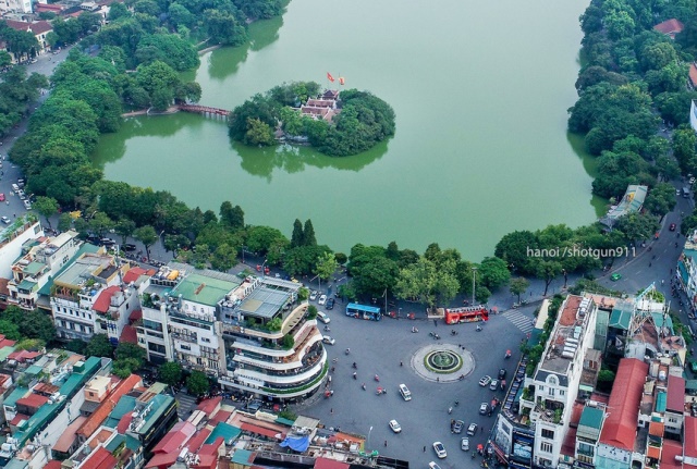 Thủ đô Hà Nội vào top 10 điểm đến nổi tiếng nhất thế giới. Ảnh: Vũ Minh Quân.