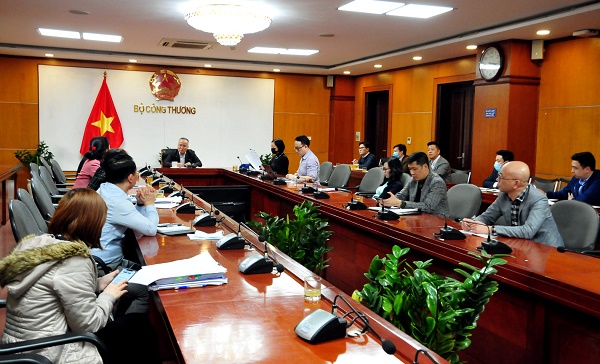 Bộ Công Thương họp khẩn về công tác phòng chống dịch Covid-19 trong tình hình mới
