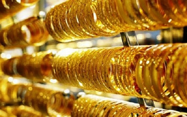 Vàng trên thị trường thế giới tăng vọt
