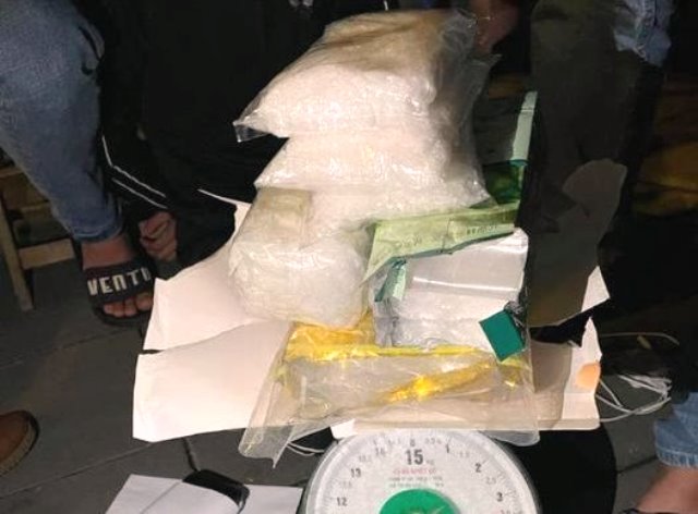 Đà Nẵng: Triệt phá đường dây vận chuyển 3,5 kg ma túy đá, hàng nghìn viên thuốc lắc