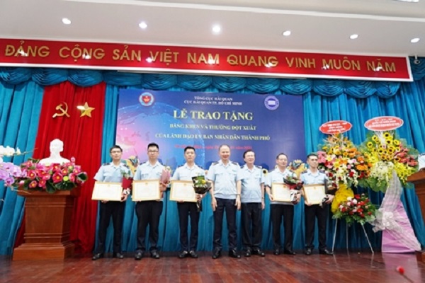 TP.HCM: Khen thưởng 2 đơn vị Hải quan bắt hơn 51 kg ma túy