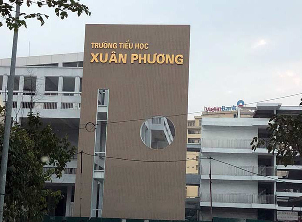 Hà Nội: Học sinh lớp 3 nhiễm COVID-19, 80 giáo viên, học sinh cách ly khẩn cấp trong đêm