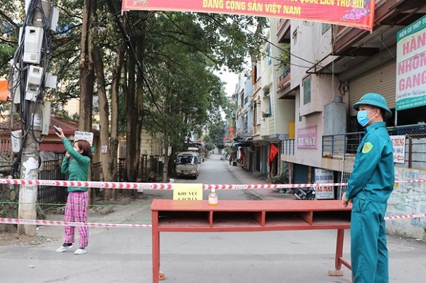 Hòa Bình: Hơn 300 trường hợp diện F1 có kết quả xét nghiệm âm tính lần 1 với Covid-19