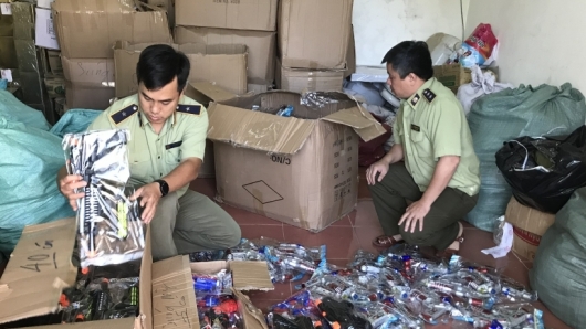 Gia Lai: Phát hiện hàng nghìn đồ chơi trẻ em không rõ nguồn gốc