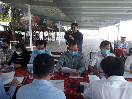 Ông Trần Hữu Thông – Phó Ban quản lý các KCN tỉnh chủ trì buổi làm việc với Công ty CP Vũng Tàu Marina ngày 13/1/2021