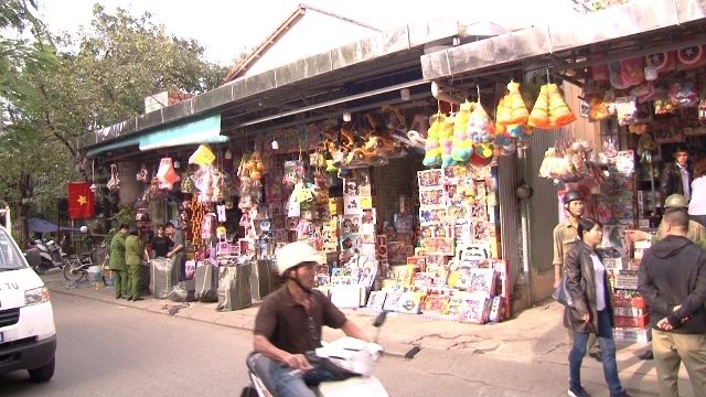 Huế: Kiểm tra, phát hiện hàng trăm sản phẩm đồ chơi trẻ em nguy hiểm