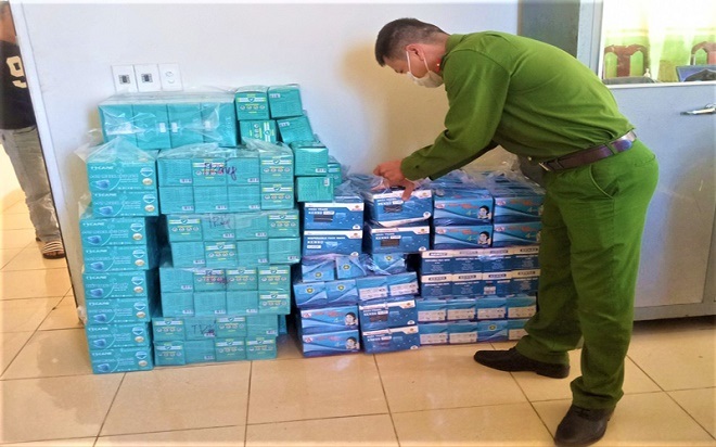 Hơn 10.300 khẩu trang y tế không rõ nguồn gốc vừa bị bắt giữ tại Đắk Lắk