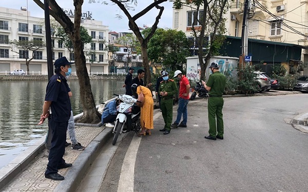 Hà Nội công bố mức xử phạt đối với 15 hành vi vi phạm quy định chống dịch Covid-19