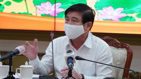 Chủ tịch UBND TP.HCM nói về việc không bắn pháo hoa dịp Tết Nguyên Đán 2021