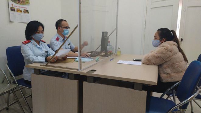 Hà Nội: 5 cá nhân bị phạt hơn 50 triệu vì đăng tin giả về dịch Covid-19 trên mạng xã hội