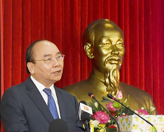 Thủ tướng Chính phủ Nguyễn Xuân Phúc gửi lời chúc Tết đến lãnh đạo, cán bộ, các chiến sĩ lực lượng vũ trang TP. Đà Nẵng
