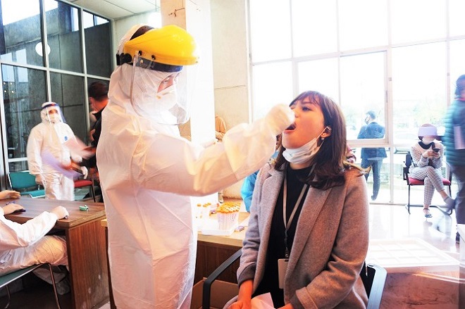 Toàn bộ 12.302 cán bộ, nhân viên sân bay Nội Bài đều âm tính với vi rút SARS-CoV-2