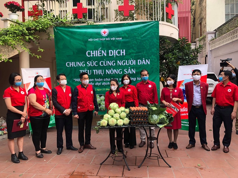 Phát động chiến dịch “Chung sức cùng người dân tiêu thụ nông sản”