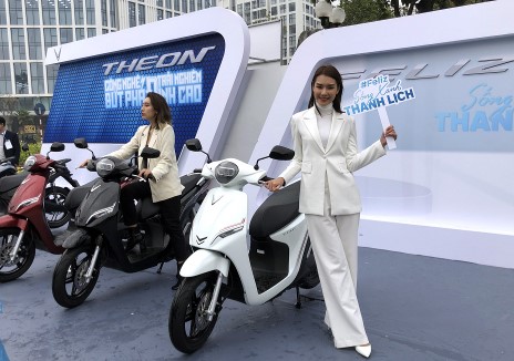 Feliz và Theon – bộ đôi xe máy điện đáng mua nhất năm