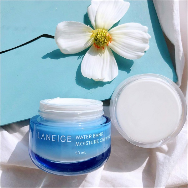 Nàng ơi, còn chờ đợi gì mà không sắm ngay loạt items dưỡng da của nhà Laneige tại Shopee