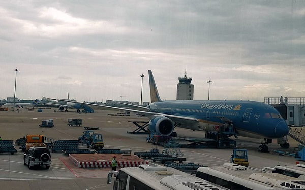 Cục Hàng không chấn chỉnh an toàn hoạt động của các phương tiện trong khu bay