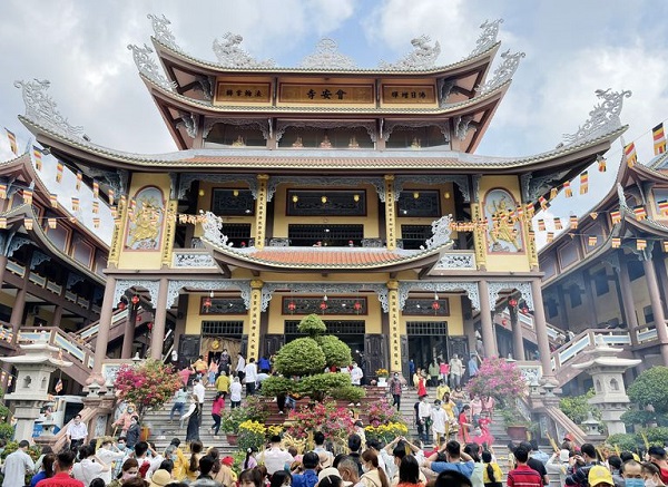 Bình Dương: Cho phép quán ăn, nhà hàng hoạt động trở lại