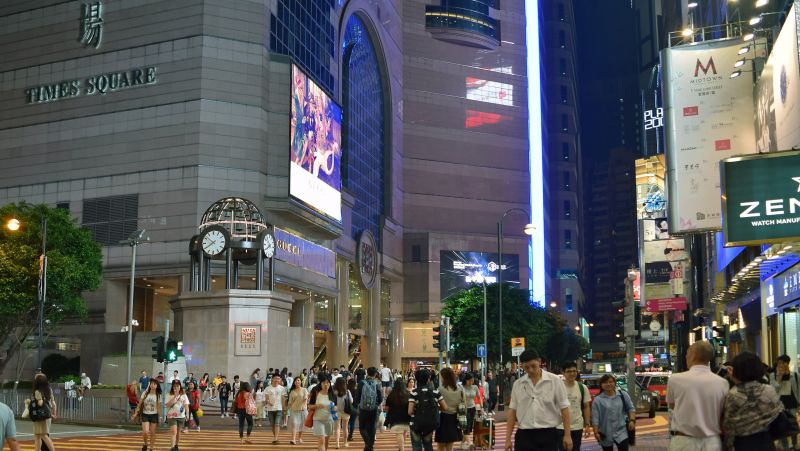 Phố đi bộ thu hút khách hàng mua sắm, trải nghiệm gấp 4-10 lần so với phố kinh doanh. Là thành phố du lịch hấp dẫn nhất thế giới, Đà Nẵng thực sự cần một con phố đi bộ thương mại xứng tầm.