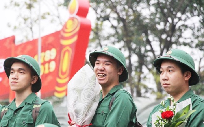 rước lễ giao nhận quân, Hà Nội sẽ xét nghiệm cho hơn 4.000 thanh niên thủ đô trúng tuyển nghĩa vụ quân sự để đảm bảo công tác phòng chống dịch COVID-19