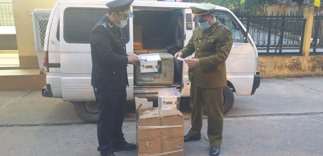 Lạng Sơn: thu giữ 400 tuýp thuốc trị bệnh á sừng không rõ nguồn gốc